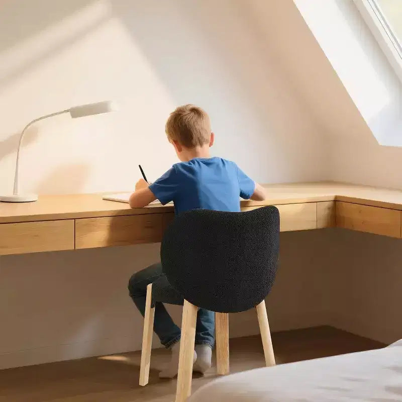 Jolie chaise de coiffeuse avec dossier en forme de cœur, tabouret de maquillage moderne en tissu Teddy pour coiffeuse, bureau, chambre, salle à manger et salon