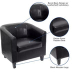 Fauteuil de salon en cuir avec accoudoirs inclinés