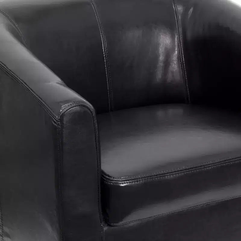 Fauteuil de salon en cuir avec accoudoirs inclinés