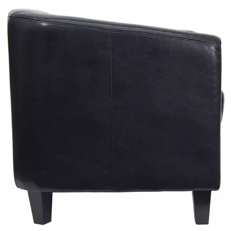 Fauteuil de salon en cuir avec accoudoirs inclinés